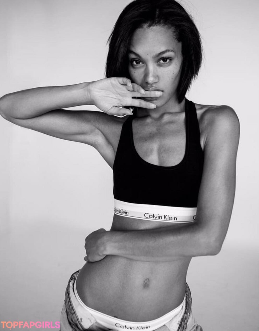 Alexis Gaube model sex pictures