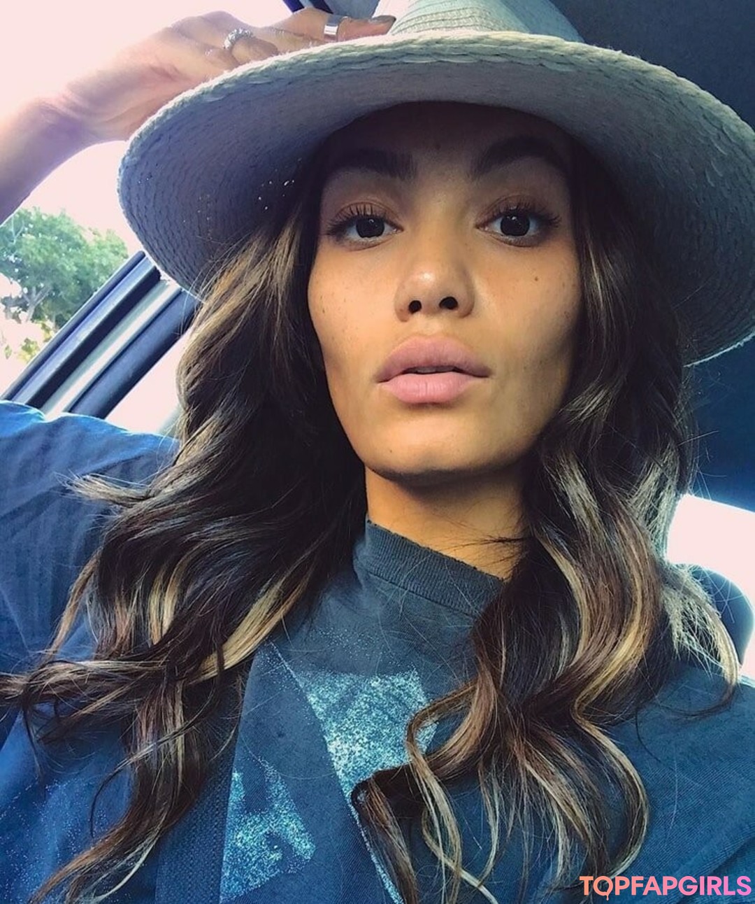 Alexis Gaube sex actress pictures