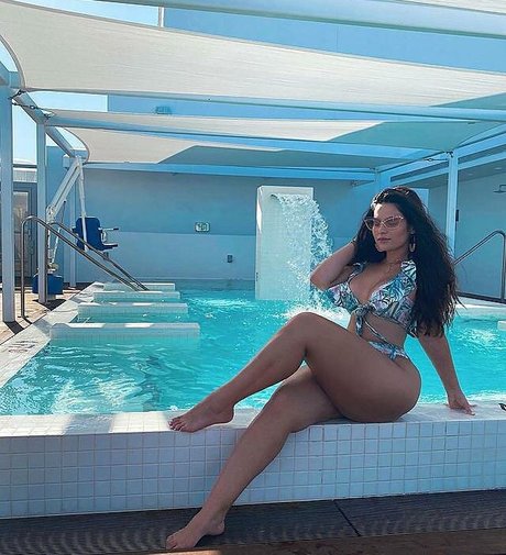 Claudiao1o top actress gallery