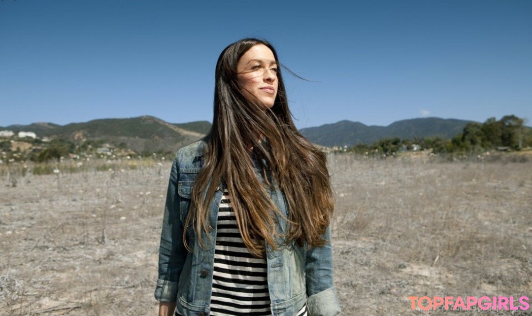 Alanis Morissette star xxx photos
