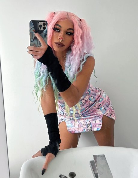 kieraplease model nudes pic