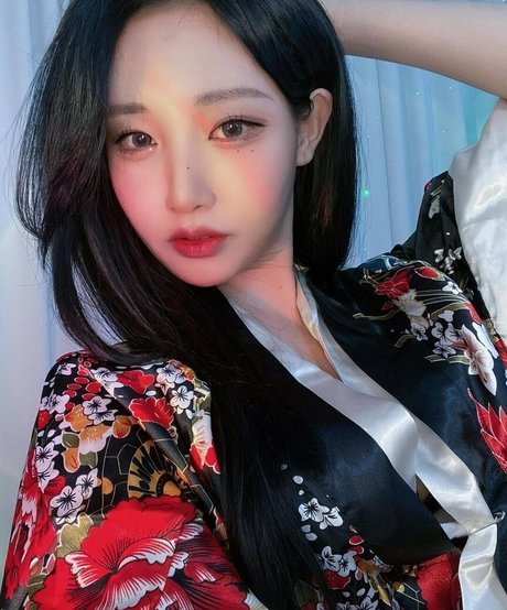 gilyoung8 xxx pornstar photos