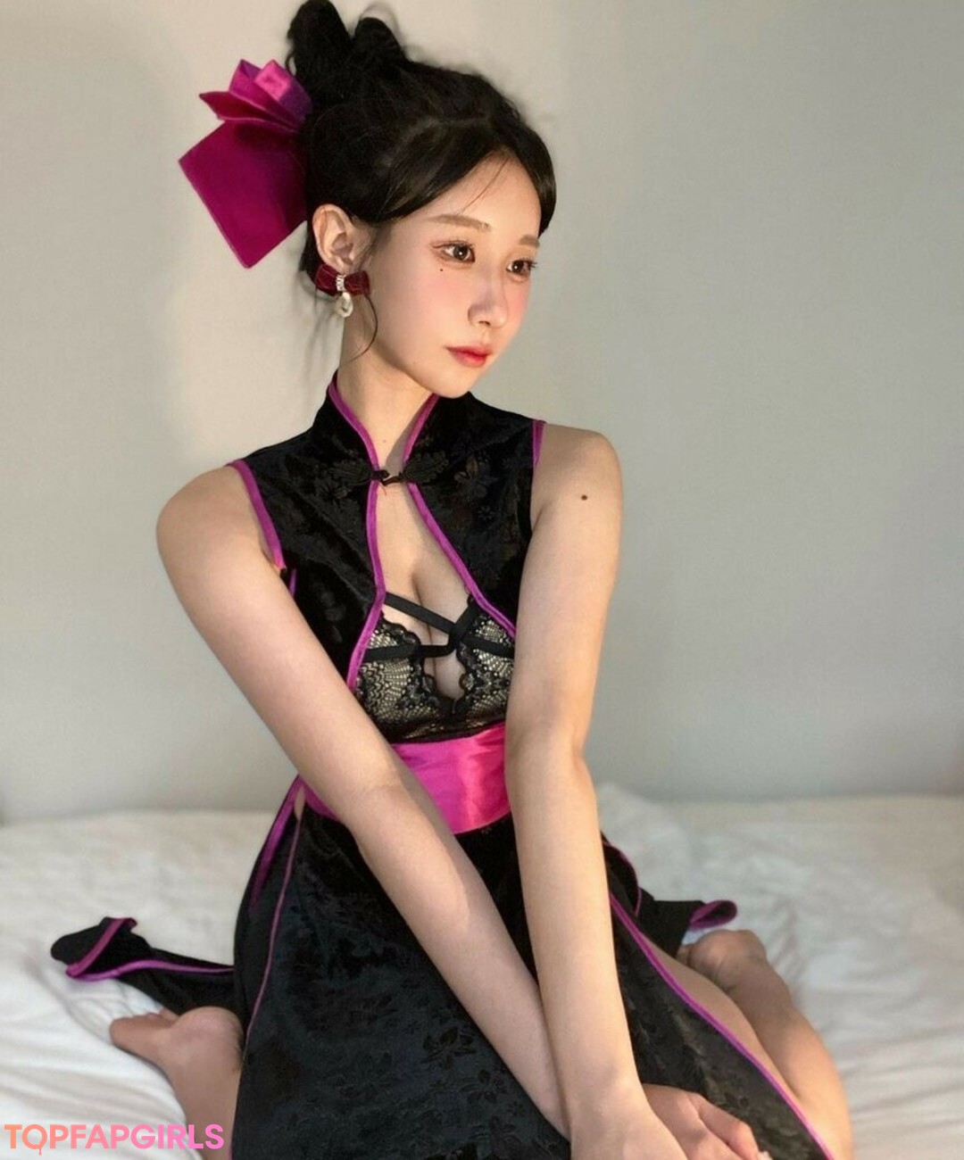 gilyoung8 star naked image