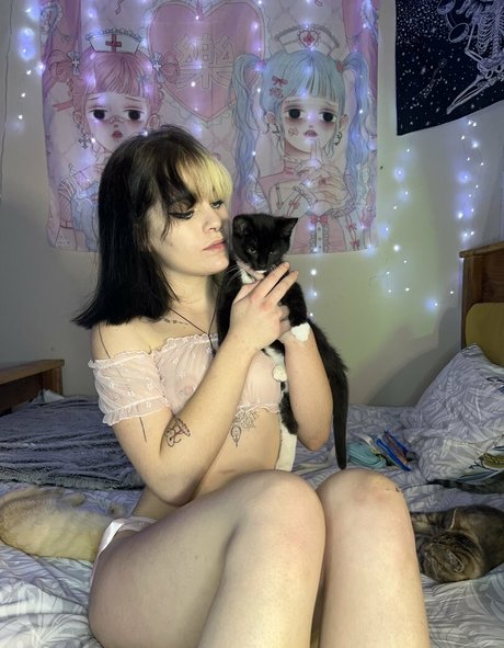 Skye Wilson pornographic actress image