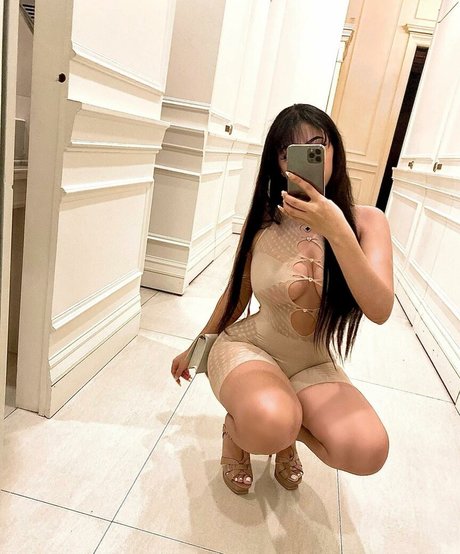 Tima Ibrahim xxx model images