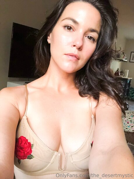 naked milf onlyfans pornos photo