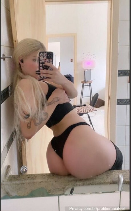 Maiafeel star hot image