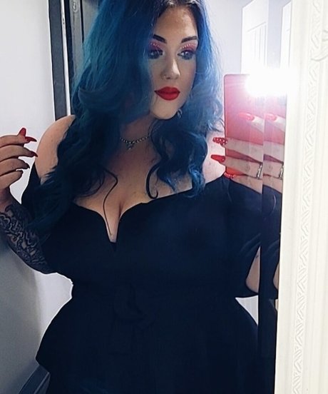 Thatcurvyone art pornstar image