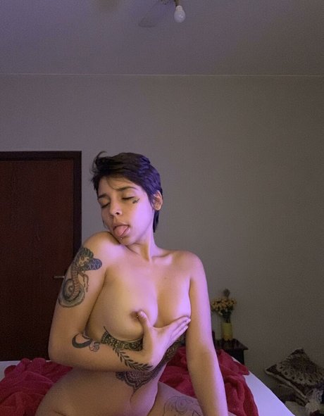 Bruna Martins top profile image