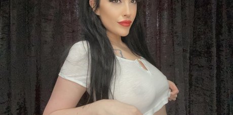 Finalgirlx top profile image