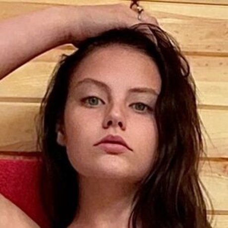 Petiteblondebaddie nice actress galleries