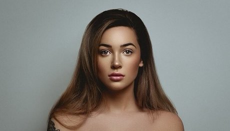 Torias Secret model erotic gallery