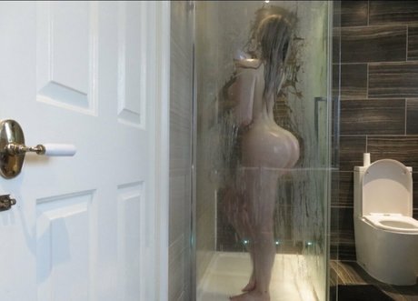 Hannah Shacklock adult star gallery