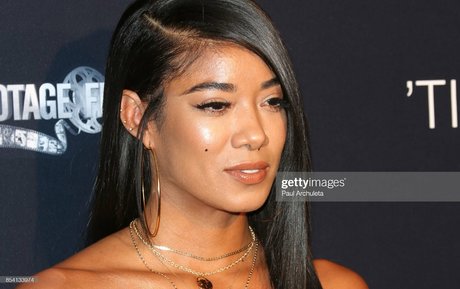 Mila J nudes star pics
