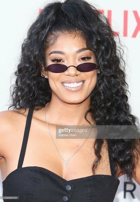 Mila J pornstar perfect pictures