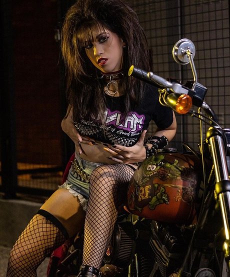 WildestDevil erotic model gallery