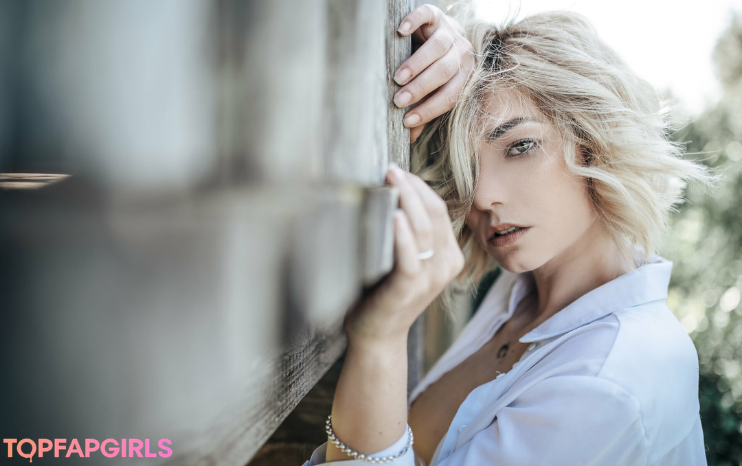 Antonell Spina star erotic images
