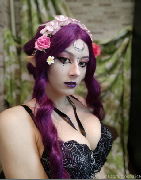 Blood alice hot model image