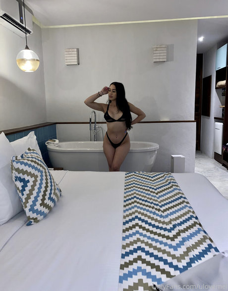 ulovemel pornographic actress image