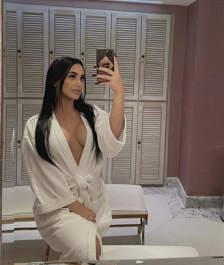 ulovemel pornstar exclusive pics