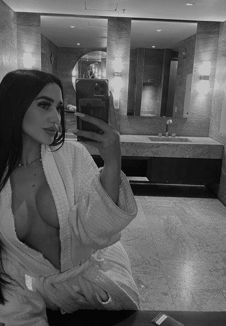 ulovemel adult actress gallery