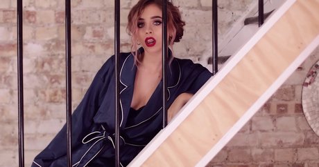 iamleadley pornstar sex pic