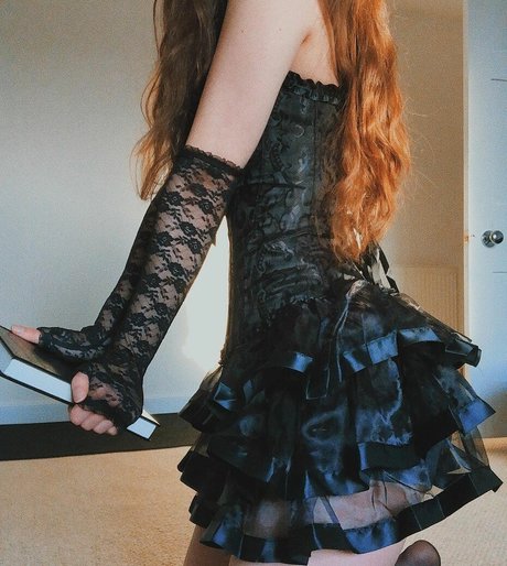 naked milf onlyfans nudes archive