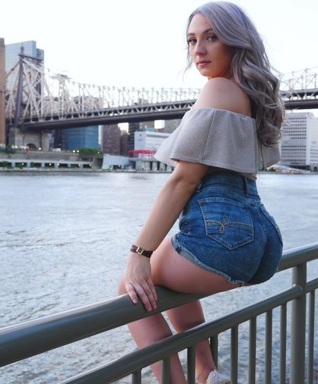 Kbubblez hot pornstar pictures