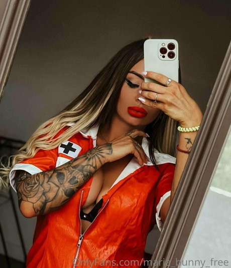 Mary Bunny pornstar top images