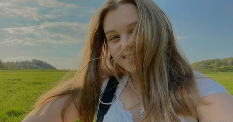 queen burianova nudes actress pics