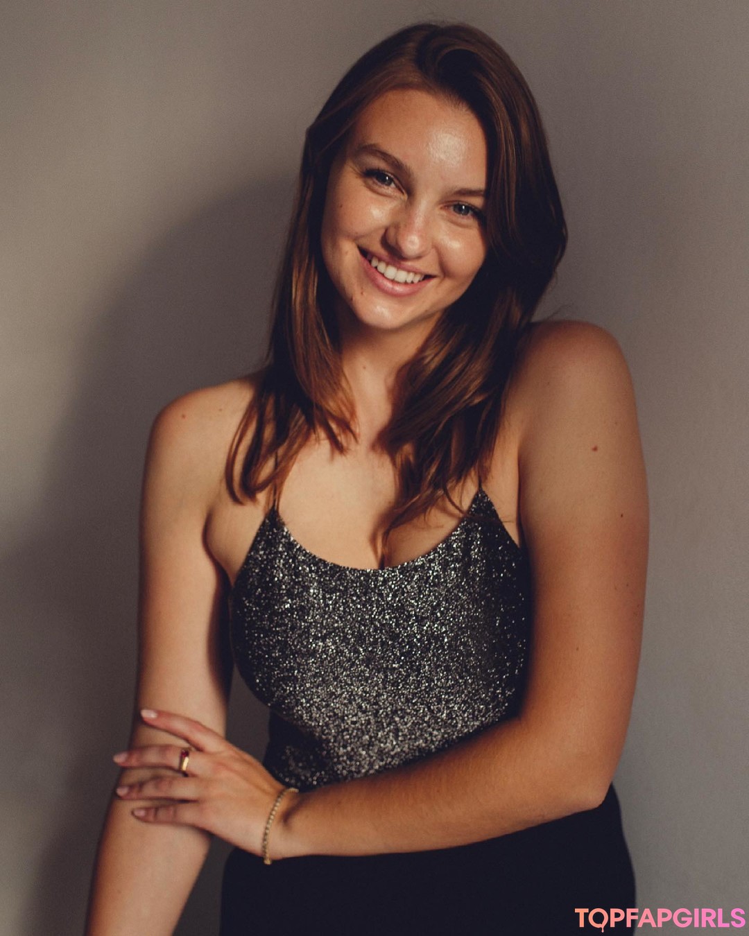 Olivia Brower pornstar sexy galleries