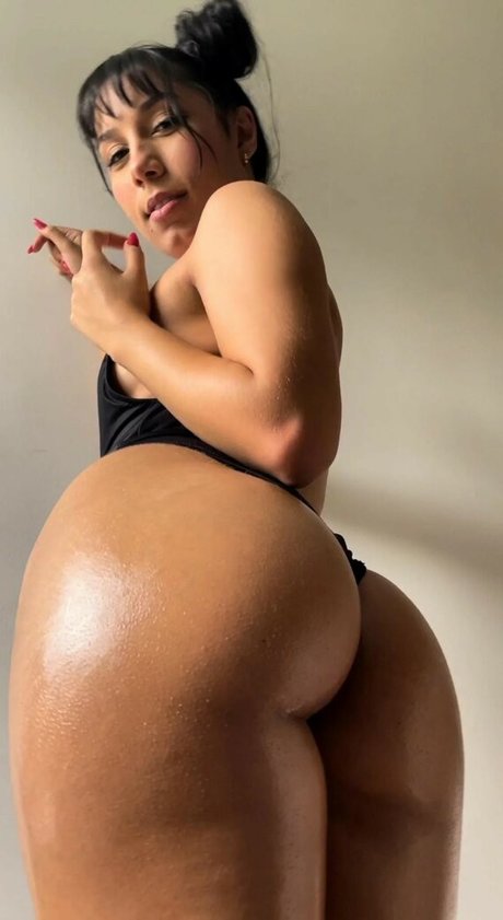 bonn1ethebunny beautiful model gallery