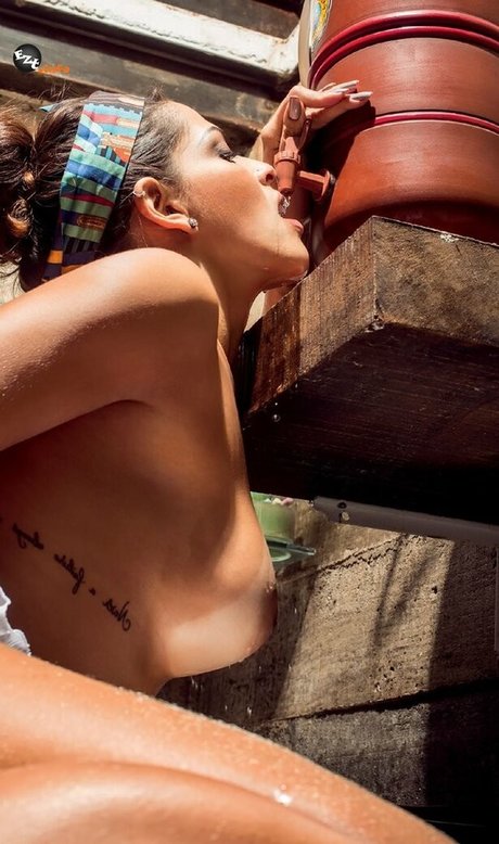 Nuelle Alves hot star galleries