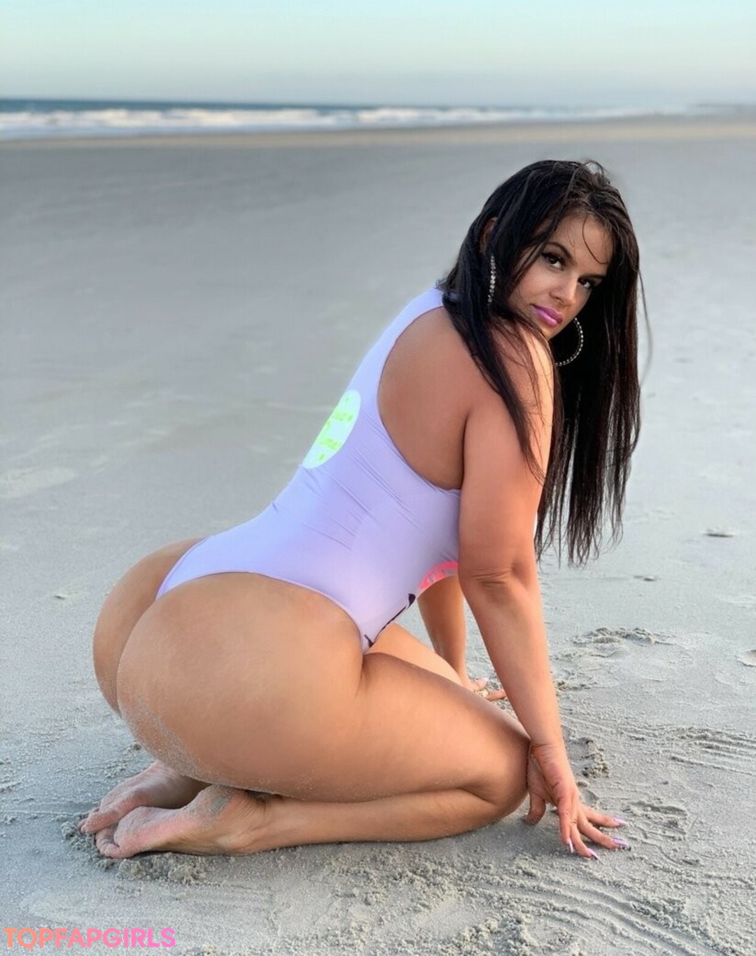 Calita Sweetz model pornographic picture