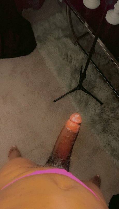 sucking big cock onlyfans beautiful photos