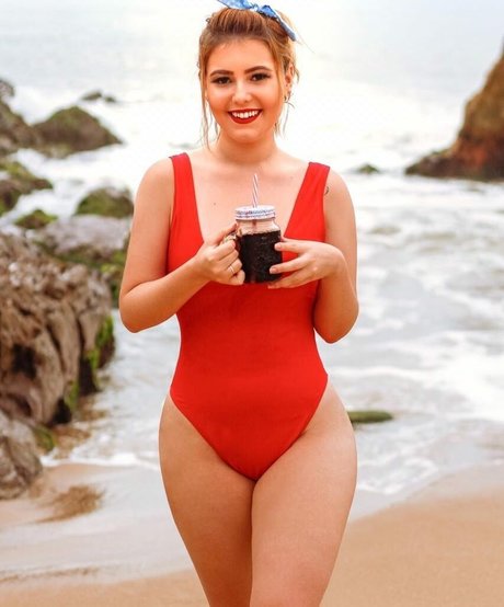 Brendamaiarap erotic model pic