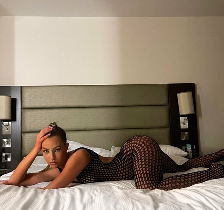 Robyn Aldridge pornstar sex pics