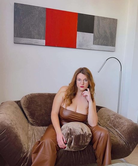 pretty ebony onlyfans sexy pics