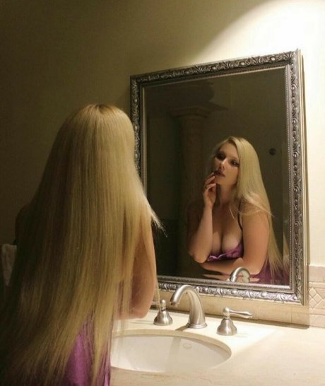 hard fuck onlyfans art naked gallery