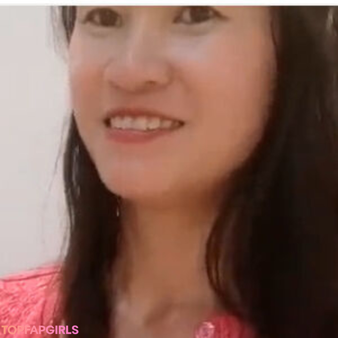 lienannyvlog model porn gallery