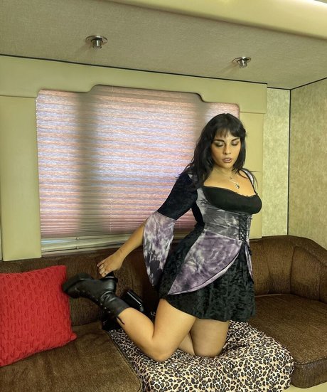 Mariana de Miguel star hot pics