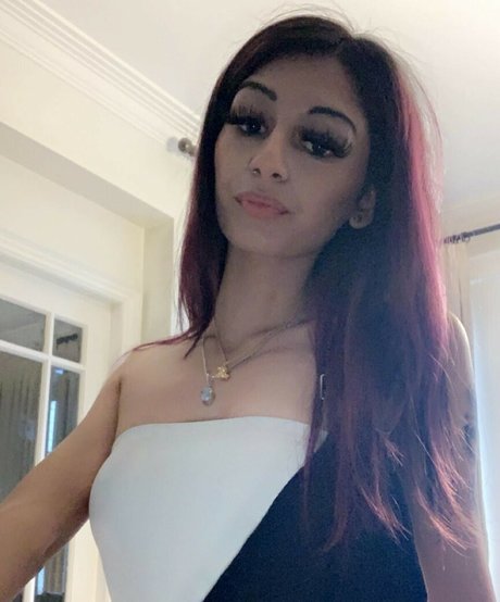 Bhavika Shah pornstar hd photo