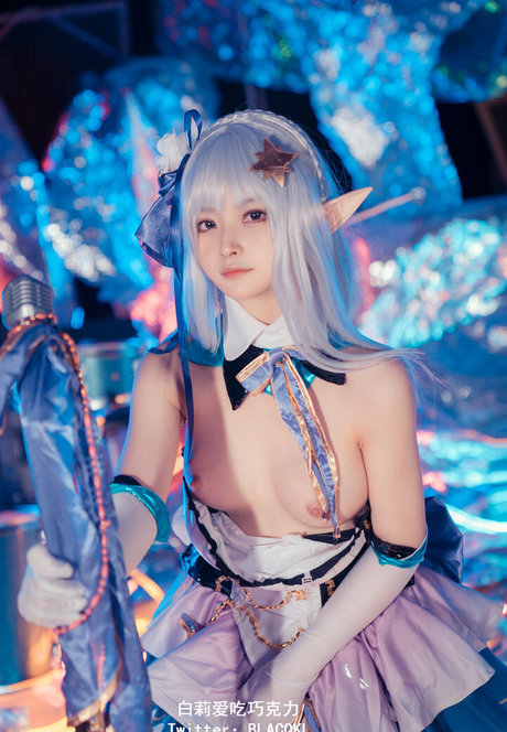 Shirariri adult model image