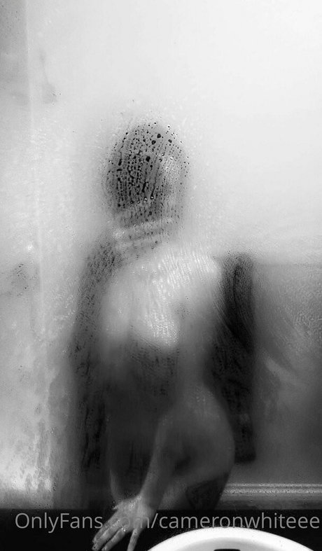 cameronwhiteee pornstar xxx picture