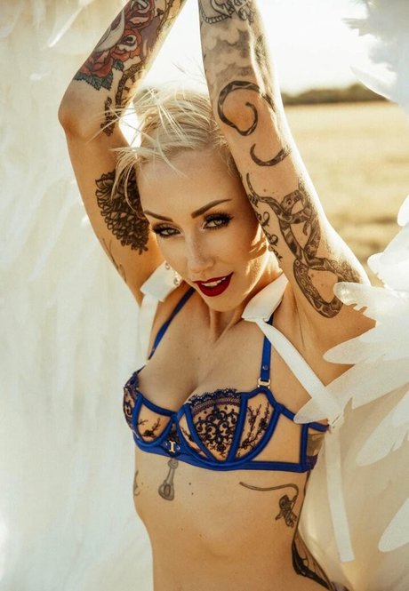 Shonda Laurelee Mackey porn model img