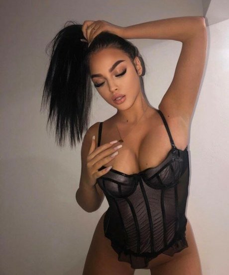 xrebeccasss model erotic photos