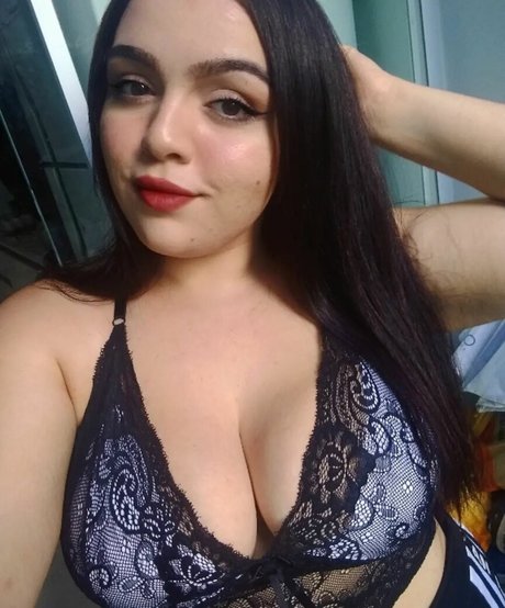 Danis Danielle Azevedo model high quality image