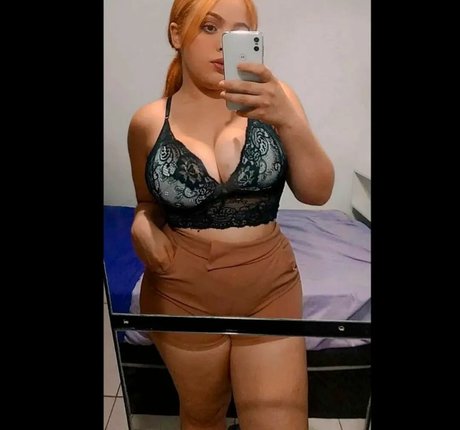 Danis Danielle Azevedo pretty model picture