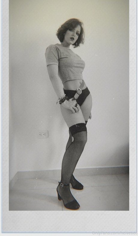 Oriana Leal high quality actress galleries