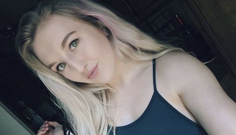 skinny big tits onlyfans pornos galleries